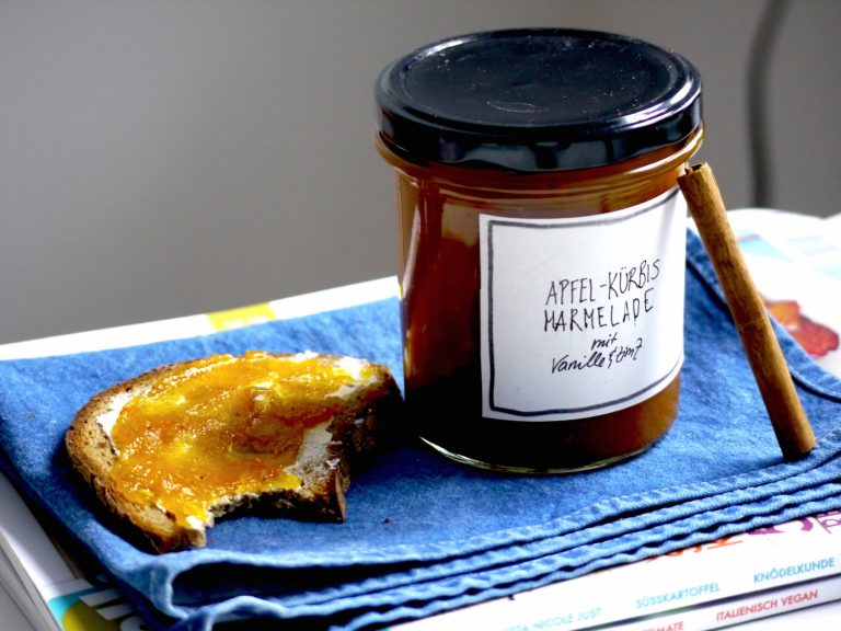 Vegane Apfel-Kürbis-Marmelade mit Vanille und Zimt von Paradiesfutter